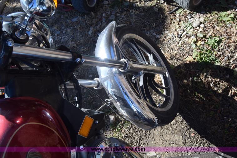 image for item BO9593 1981 Yamaha motorcycle