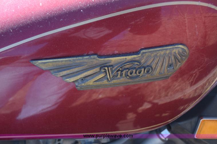 image for item BO9593 1981 Yamaha motorcycle