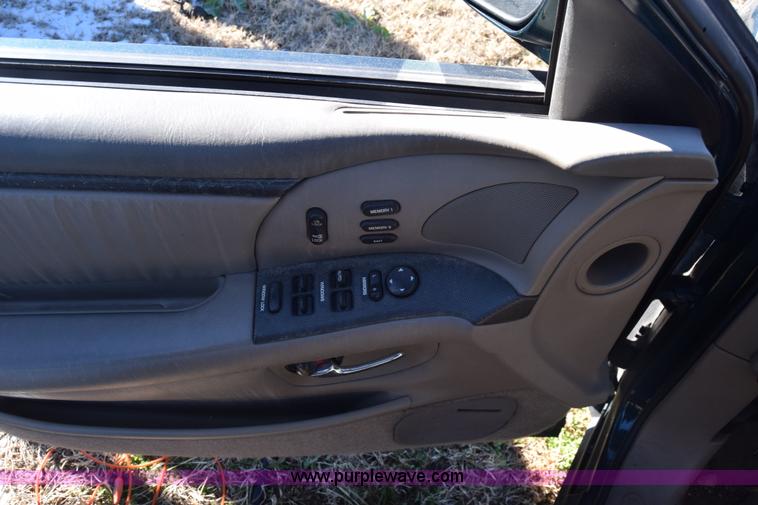 image for item BO9594 2000 Buick Park Avenue Ultra