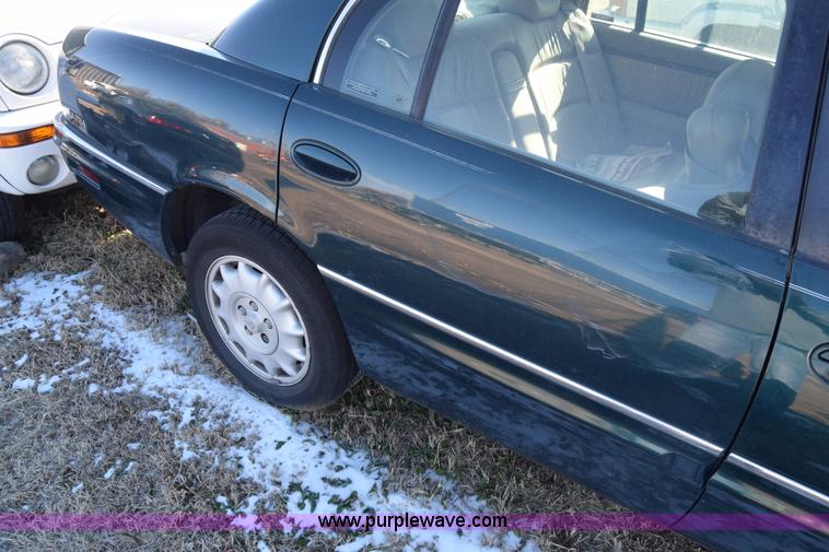 image for item BO9594 2000 Buick Park Avenue Ultra