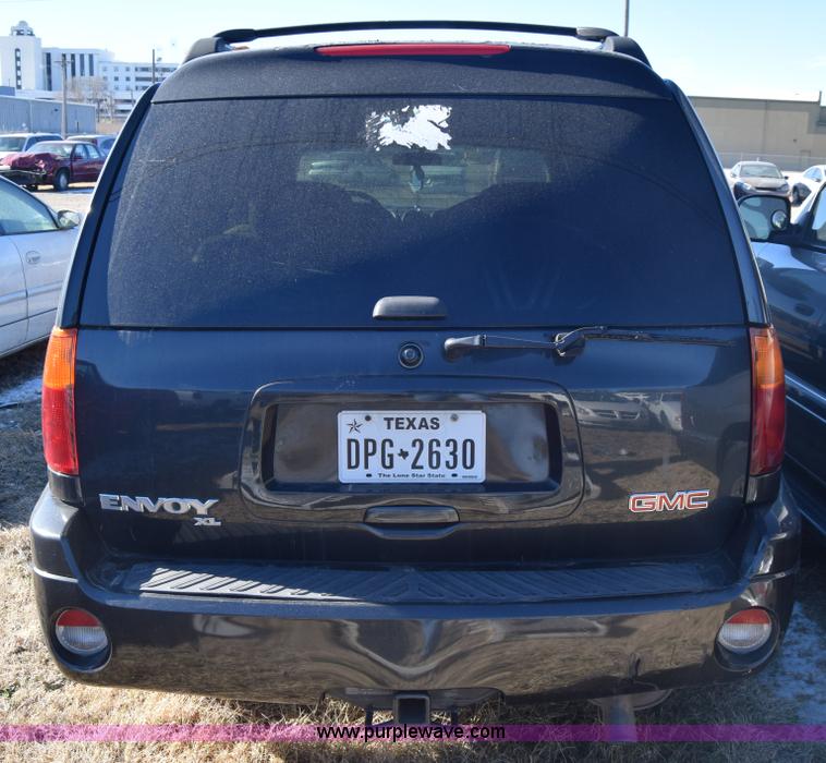 image for item BO9595 2003 GMC Envoy XL SUV