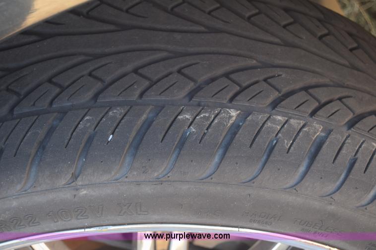 image for item BO9595 2003 GMC Envoy XL SUV