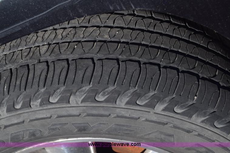 image for item BO9595 2003 GMC Envoy XL SUV