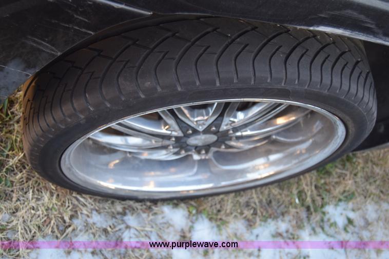 image for item BO9595 2003 GMC Envoy XL SUV