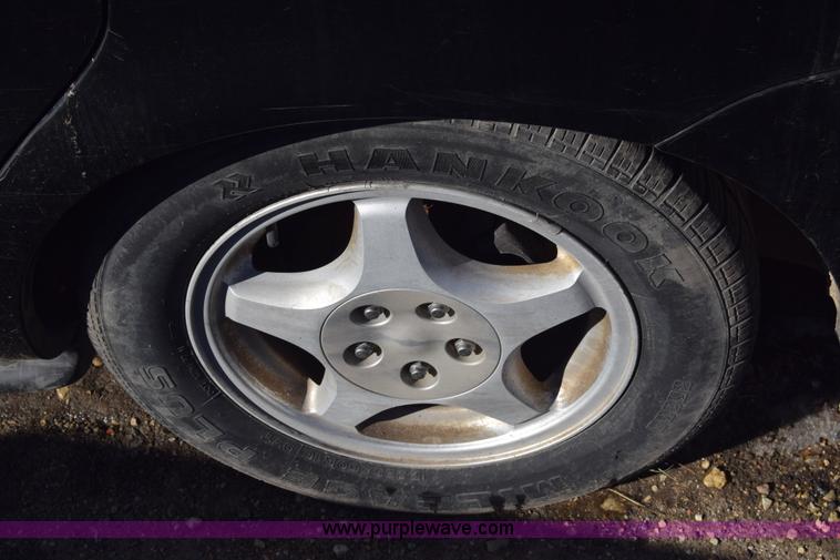 image for item BO9599 1997 Ford Taurus SHO