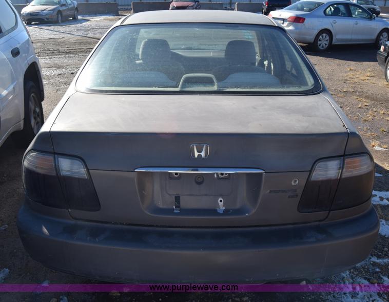 image for item BO9601 1997 Honda Accord LX