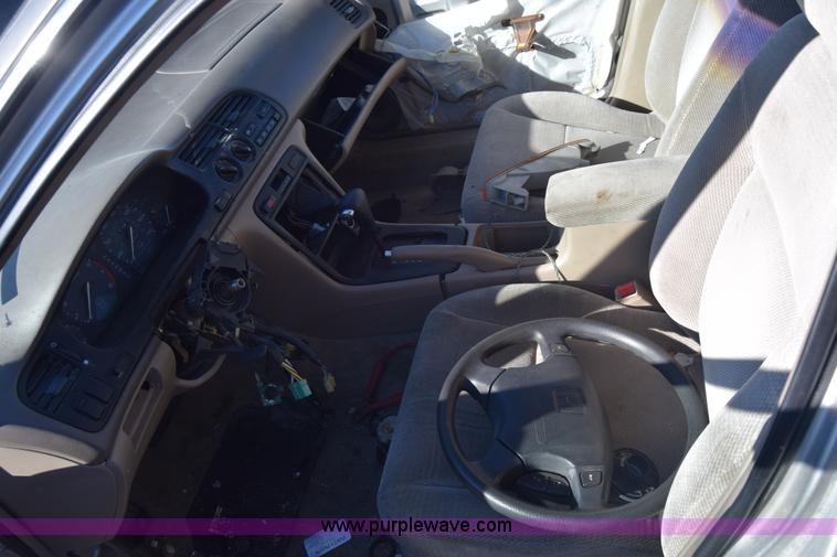 image for item BO9601 1997 Honda Accord LX