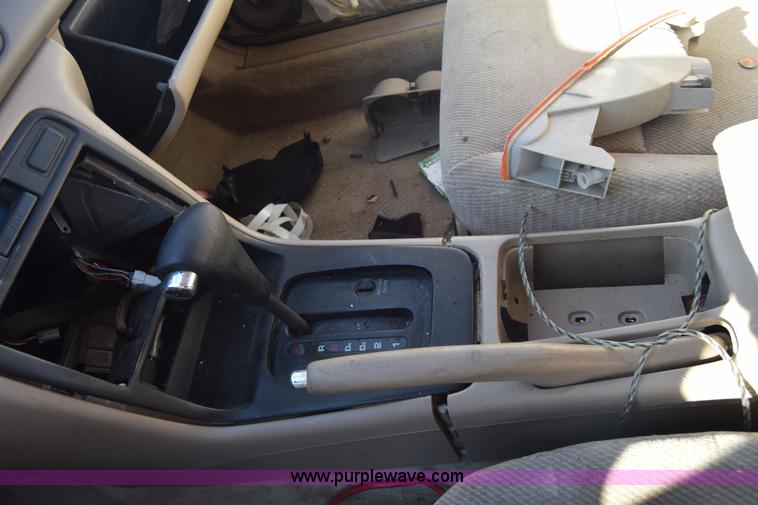 image for item BO9601 1997 Honda Accord LX