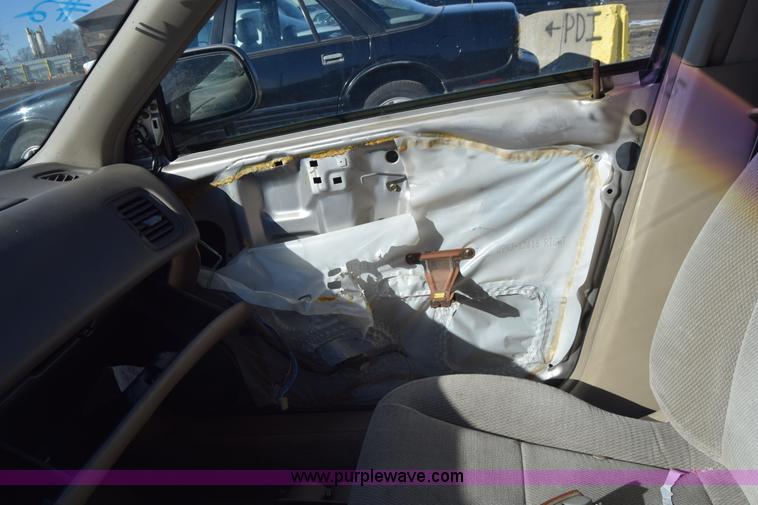 image for item BO9601 1997 Honda Accord LX