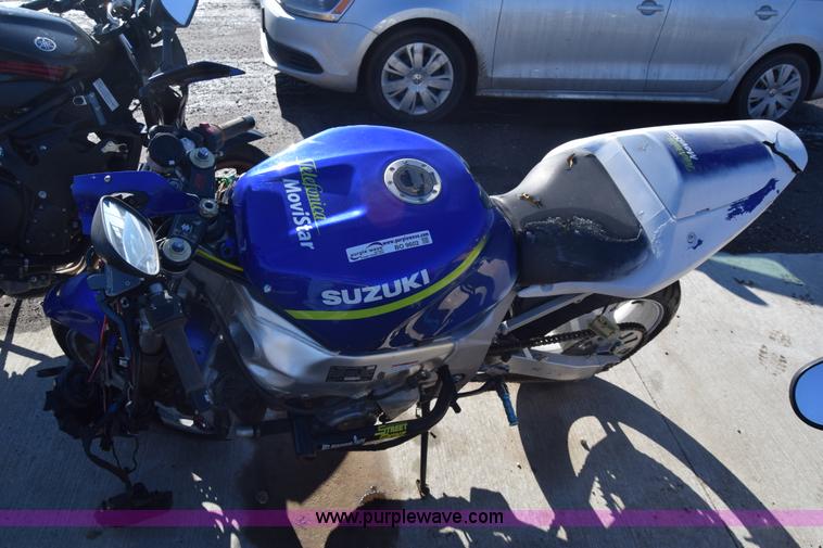 image for item BO9602 2002 Suzuki GSX-R600 motorcycle