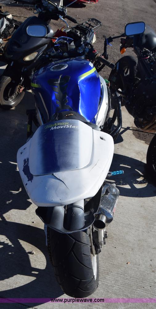 image for item BO9602 2002 Suzuki GSX-R600 motorcycle