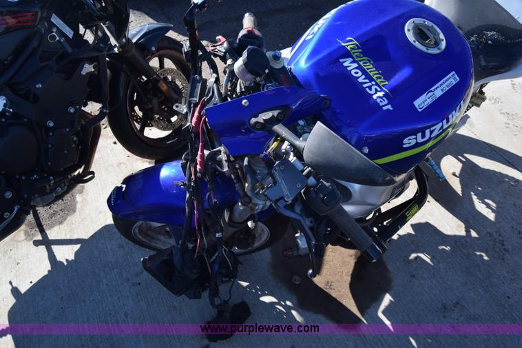 image for item BO9602 2002 Suzuki GSX-R600 motorcycle