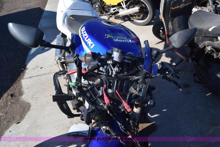 image for item BO9602 2002 Suzuki GSX-R600 motorcycle