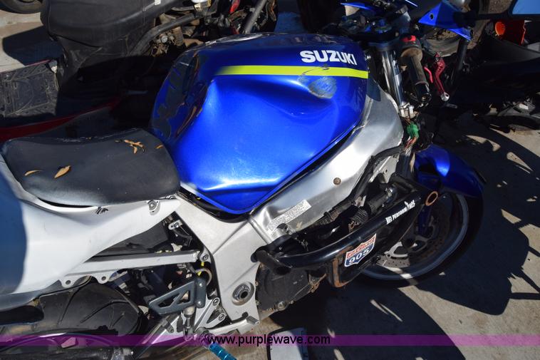 image for item BO9602 2002 Suzuki GSX-R600 motorcycle