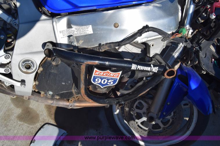 image for item BO9602 2002 Suzuki GSX-R600 motorcycle