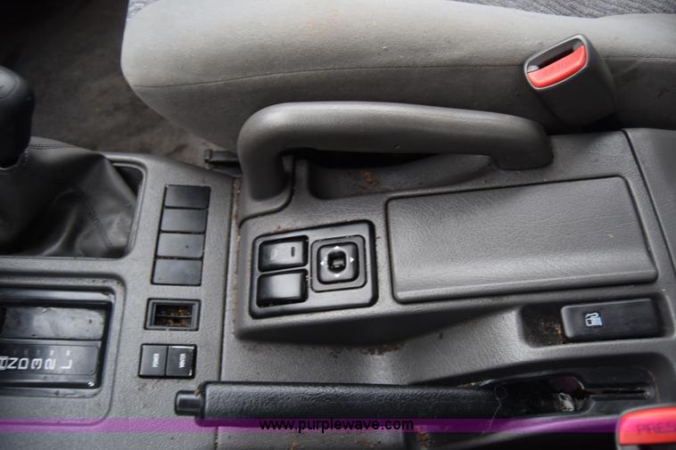 image for item J7077 1996 Isuzu Trooper SUV