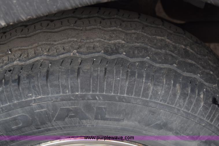 image for item J7077 1996 Isuzu Trooper SUV