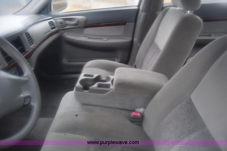 image for item J7078 2004 Chevrolet Impala