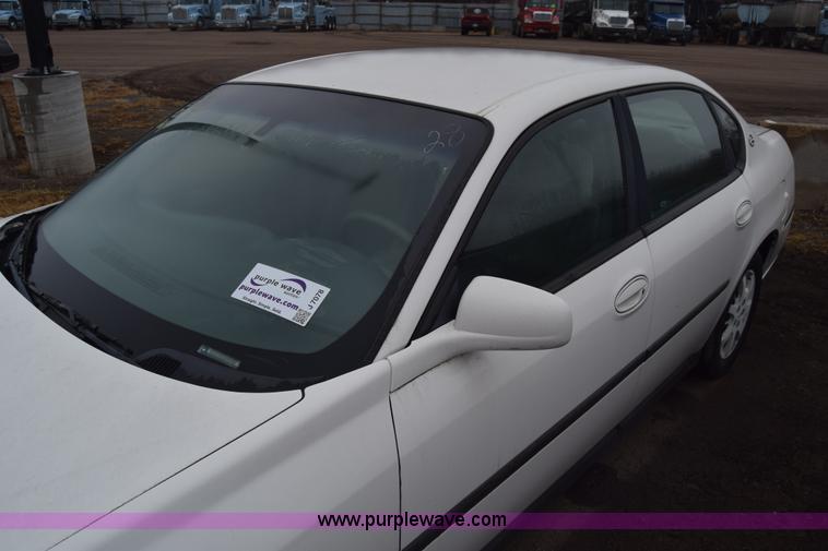 image for item J7078 2004 Chevrolet Impala