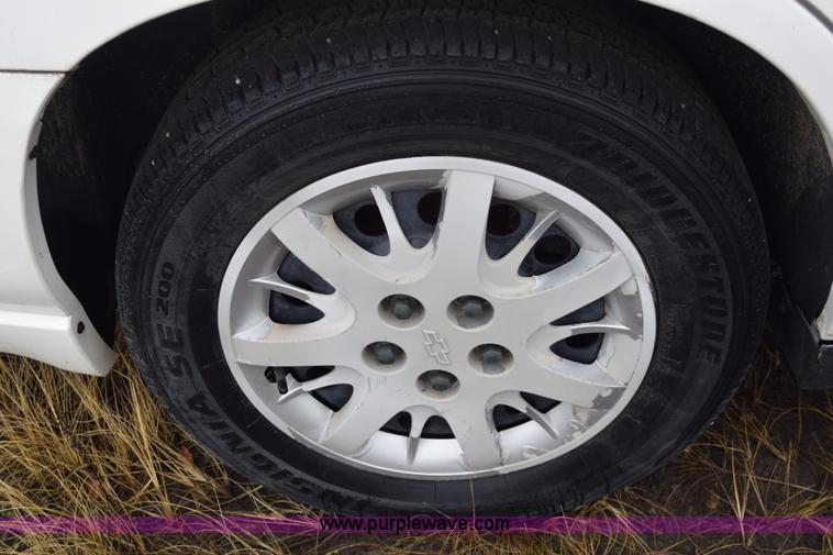 image for item J7078 2004 Chevrolet Impala