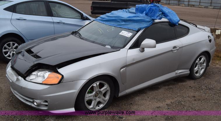 image for item K4823 2003 Hyundai Tiburon GT SUV