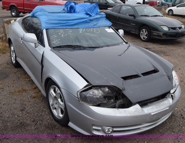image for item K4823 2003 Hyundai Tiburon GT SUV