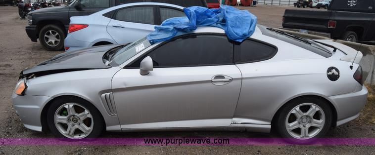 image for item K4823 2003 Hyundai Tiburon GT SUV