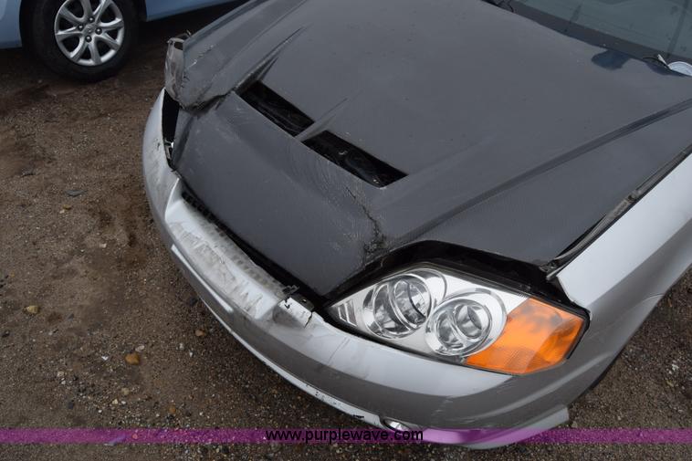 image for item K4823 2003 Hyundai Tiburon GT SUV