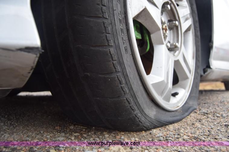 image for item K4823 2003 Hyundai Tiburon GT SUV