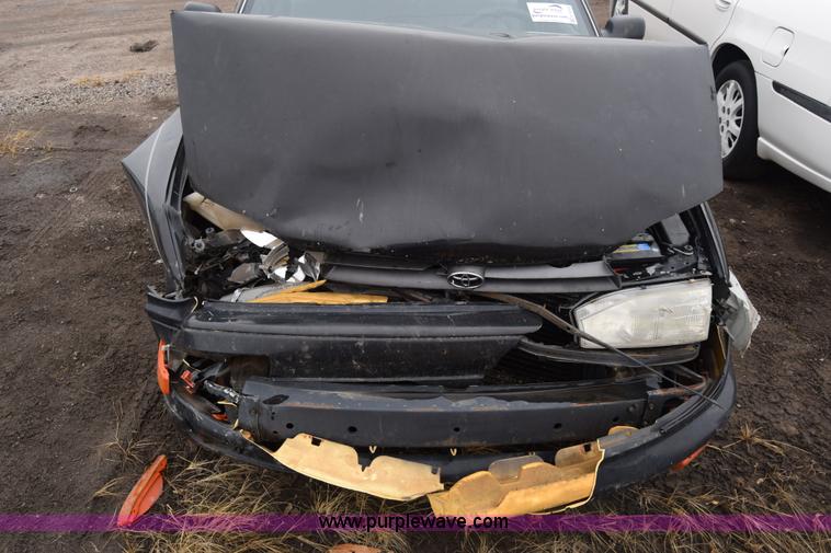 image for item K4824 1992 Toyota Camry DLX