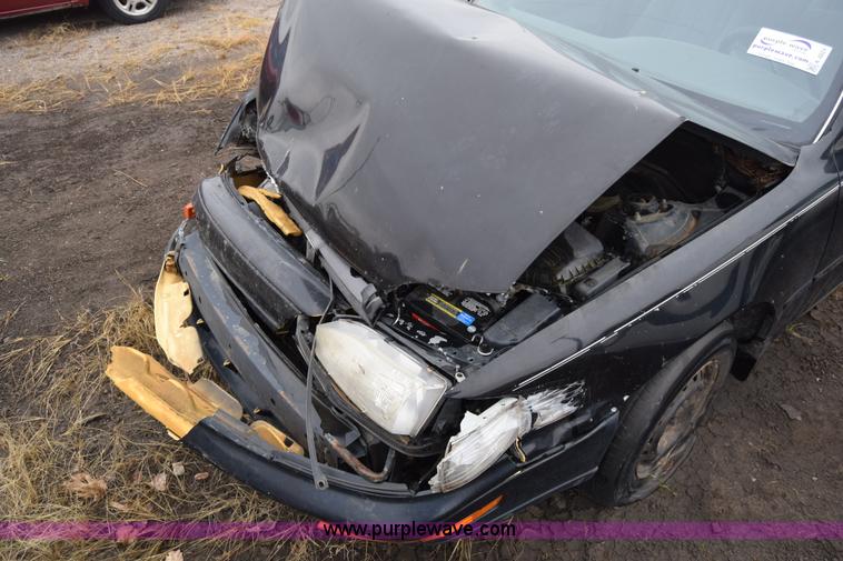 image for item K4824 1992 Toyota Camry DLX