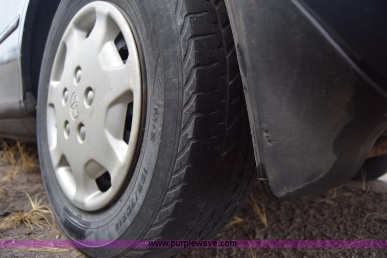 image for item K4824 1992 Toyota Camry DLX