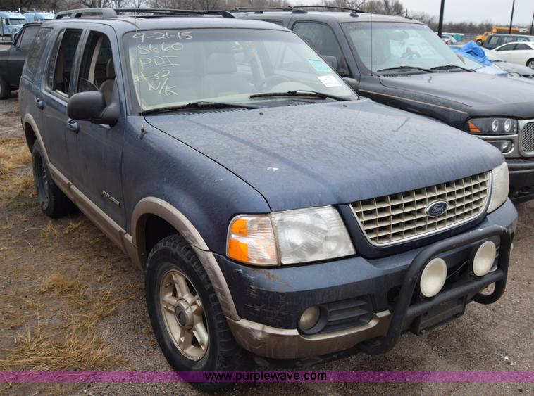 image for item K4825 2002 Ford Explorer Eddie Bauer SUV
