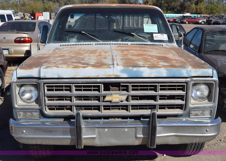 image for item K4829 1977 Chevrolet Bonanza 20 pickup truck