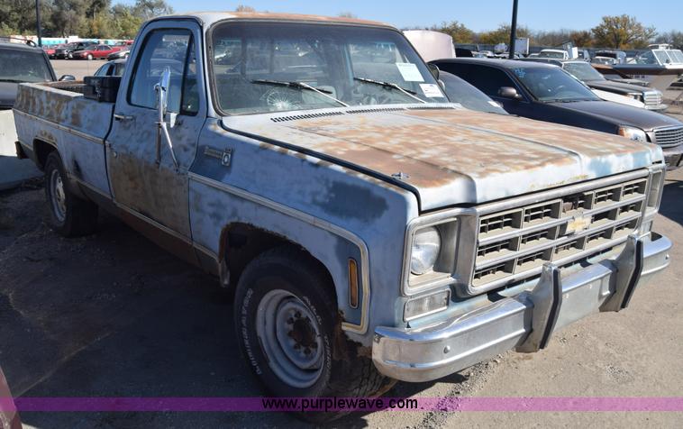 image for item K4829 1977 Chevrolet Bonanza 20 pickup truck