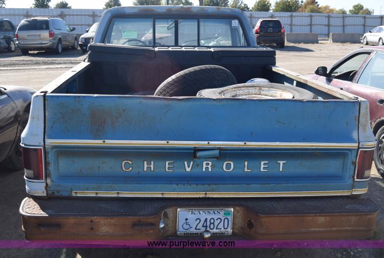 image for item K4829 1977 Chevrolet Bonanza 20 pickup truck