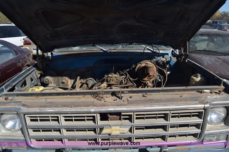 image for item K4829 1977 Chevrolet Bonanza 20 pickup truck