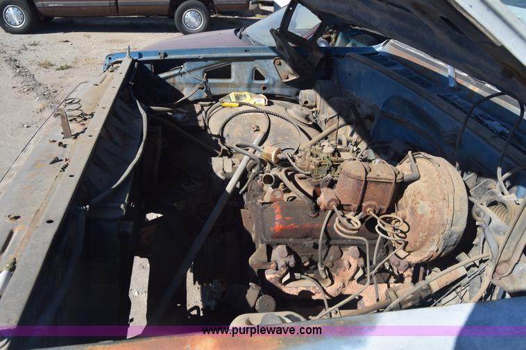 image for item K4829 1977 Chevrolet Bonanza 20 pickup truck