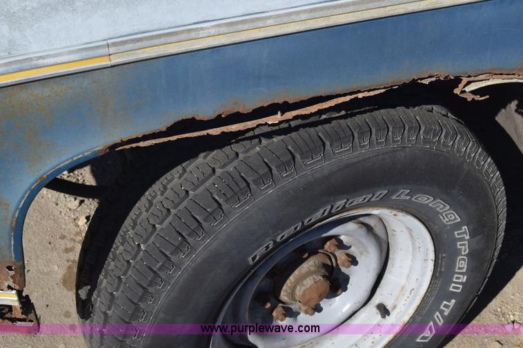 image for item K4829 1977 Chevrolet Bonanza 20 pickup truck