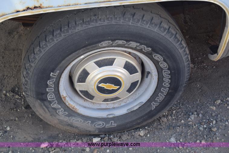 image for item K4829 1977 Chevrolet Bonanza 20 pickup truck