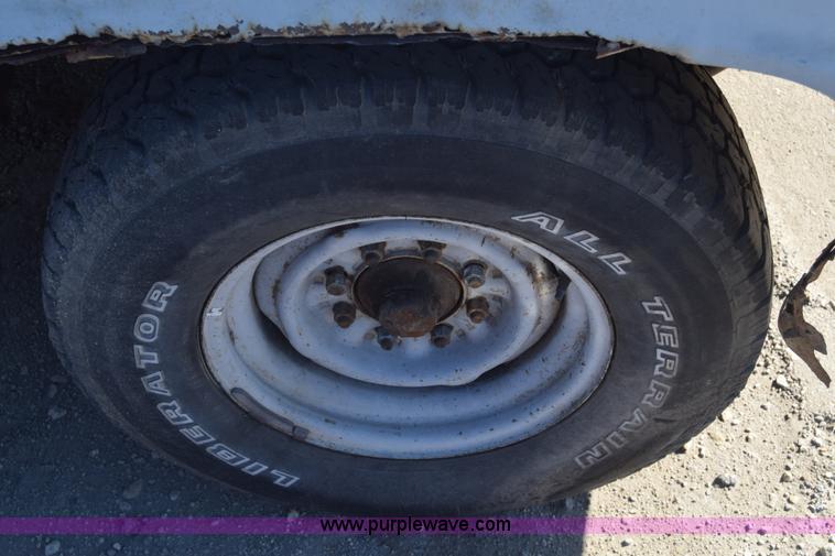 image for item K4829 1977 Chevrolet Bonanza 20 pickup truck