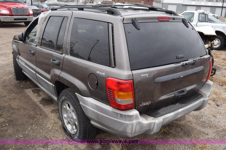 image for item K4996 2000 Jeep Grand Cherokee Laredo SUV