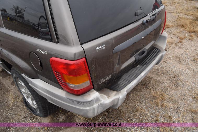 image for item K4996 2000 Jeep Grand Cherokee Laredo SUV