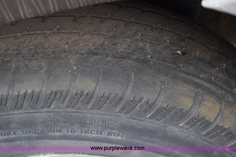 image for item K4996 2000 Jeep Grand Cherokee Laredo SUV