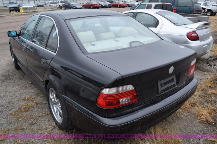 image for item K4998 2002 BMW 525i
