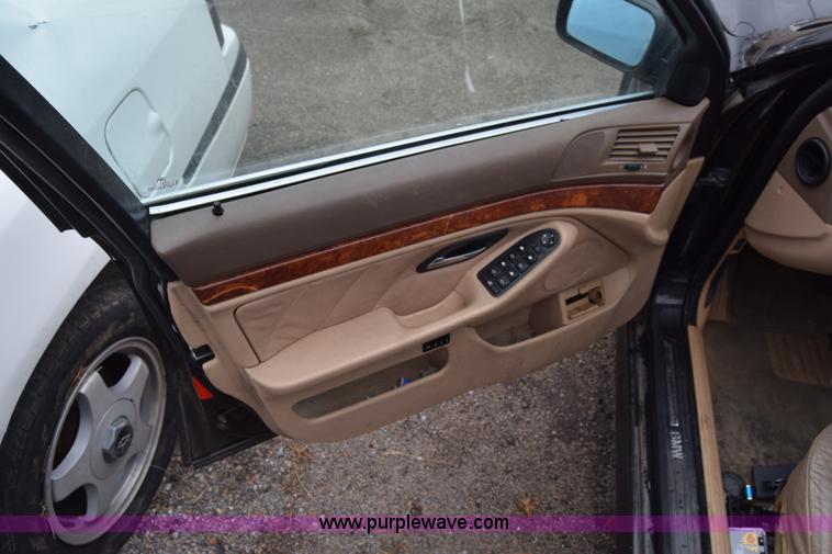 image for item K4998 2002 BMW 525i