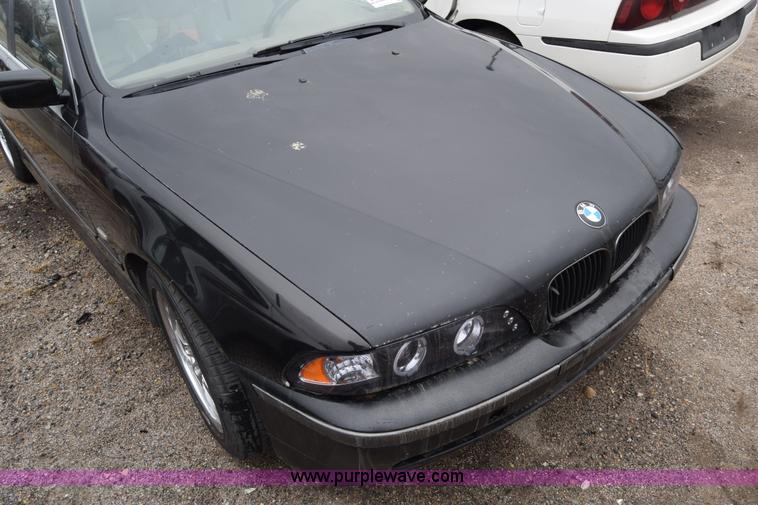 image for item K4998 2002 BMW 525i