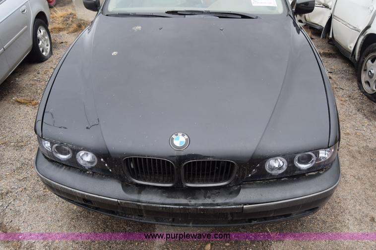 image for item K4998 2002 BMW 525i