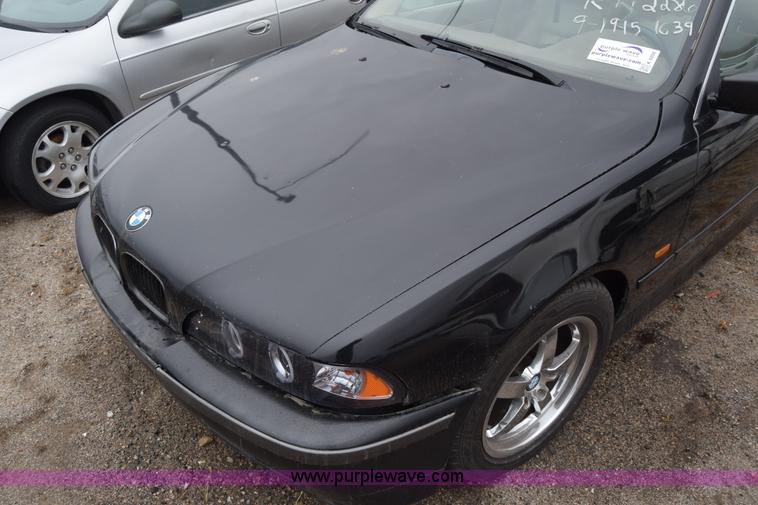 image for item K4998 2002 BMW 525i