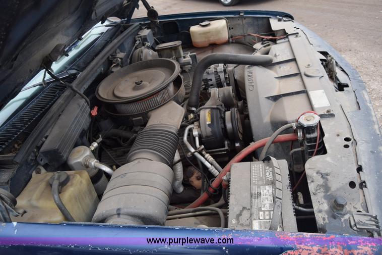 image for item K4999 1993 Chevrolet Silverado 1500 Ext. Cab pickup truck